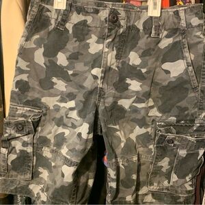 Aeropostale Camo Cargo Shorts